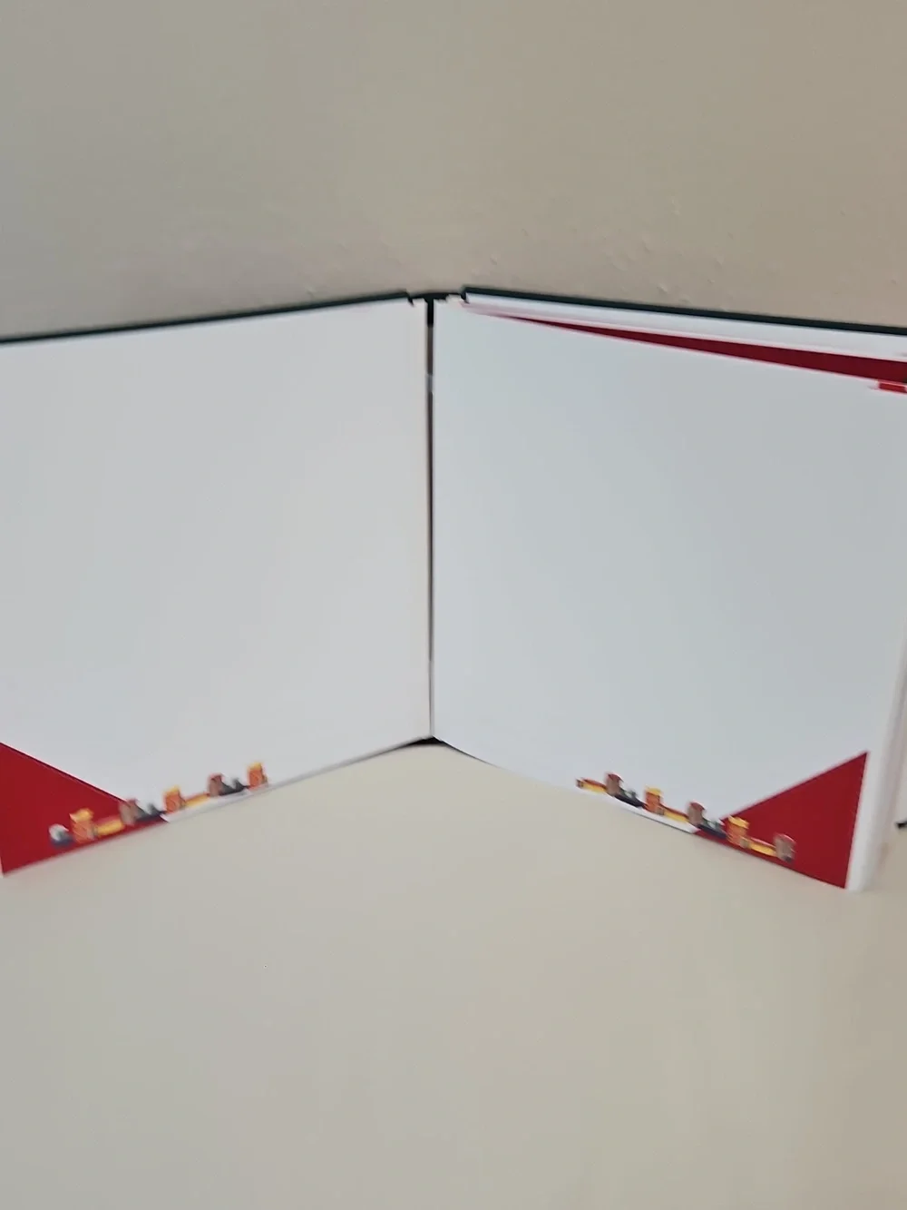 Creative Memories 12x12 Christmas Scrapbook Album Green Pre-Decorated Retired